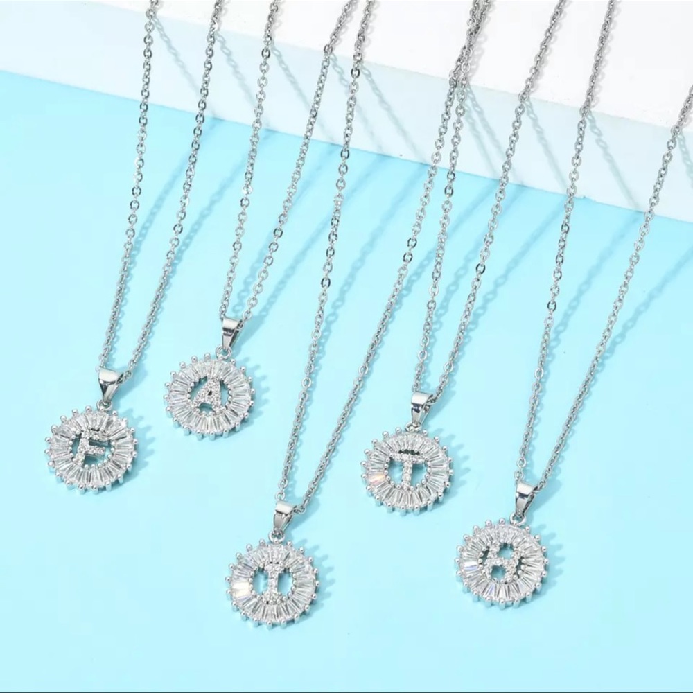 Silver Initial Crystal Pendant Necklace A-Z - Picture 2 of 7